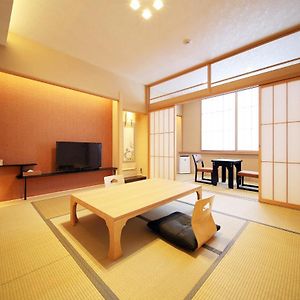 Japanese-Style Room